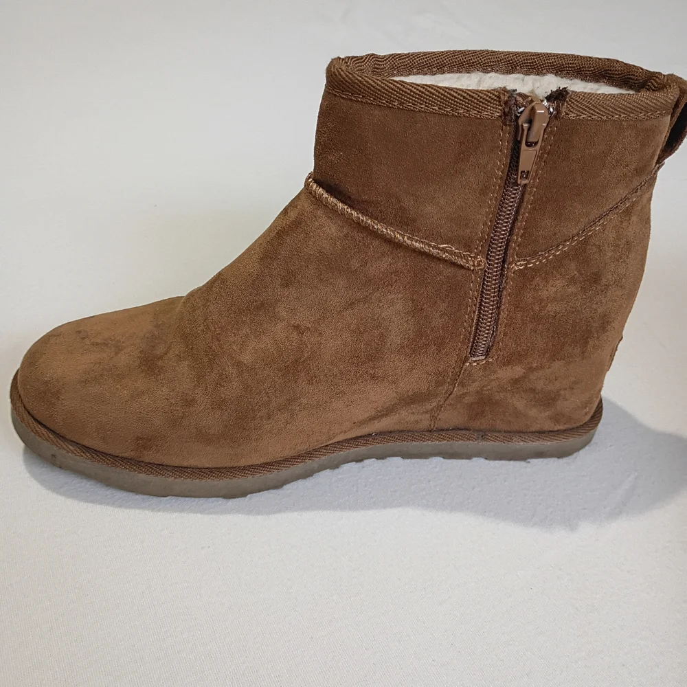Dunes Karma Brown Suede-Like Hidden Wedge Ankle Boots Sz 10 Fall Autumn Winter